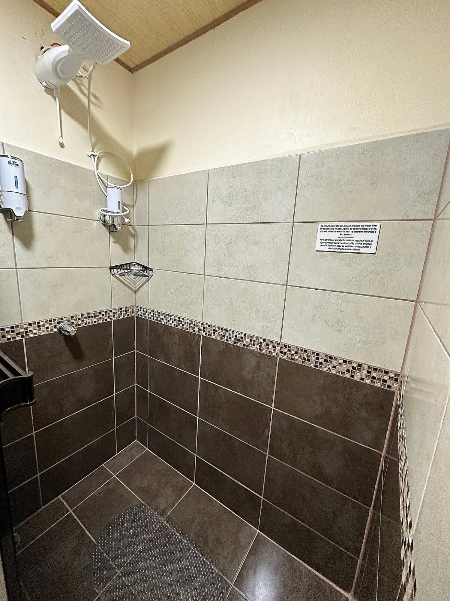 Senderos Apartment, Self Check- In, Airport Sjo 5 Min Río Segundo Екстериор снимка