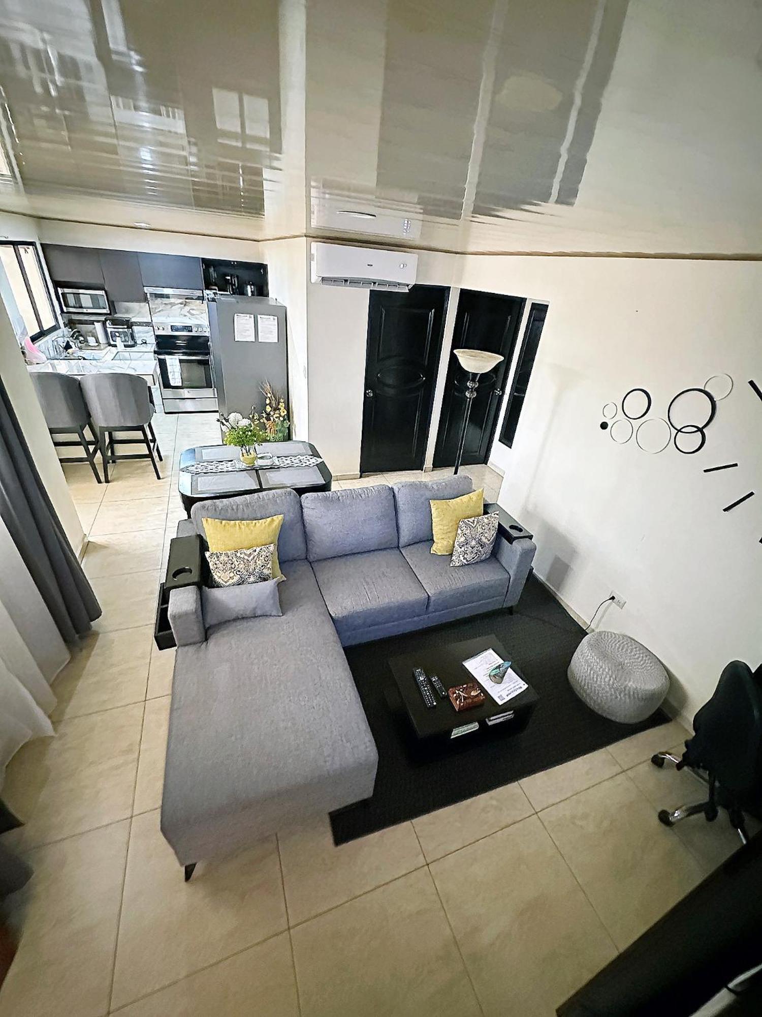 Senderos Apartment, Self Check- In, Airport Sjo 5 Min Río Segundo Екстериор снимка