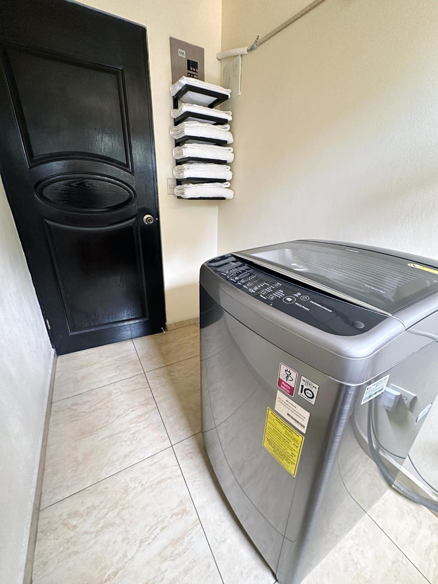 Senderos Apartment, Self Check- In, Airport Sjo 5 Min Río Segundo Екстериор снимка